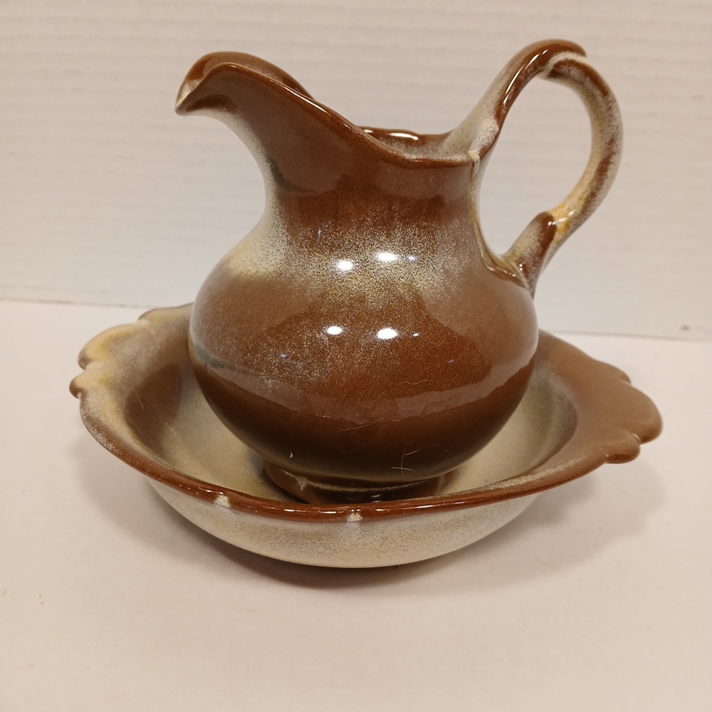 Vintage Frankoma Earthy Brown Ceramic Washbowl And Pitcher 40A And 40B